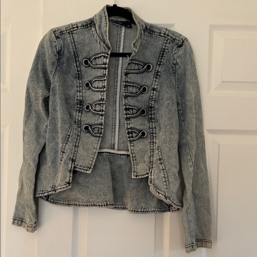 Allen B. By Allen Schwartz Distressed Gray Jean Jacket